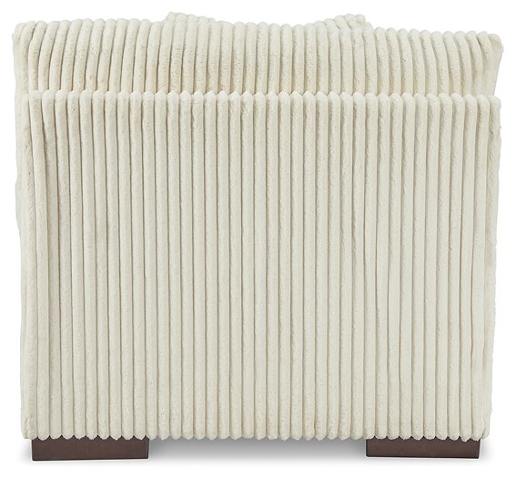 Lindyn Sectional - Massey's Furniture Barn (Watertown, NY) 