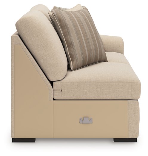 LadyMae Sectional with Chaise - Massey's Furniture Barn (Watertown, NY) 