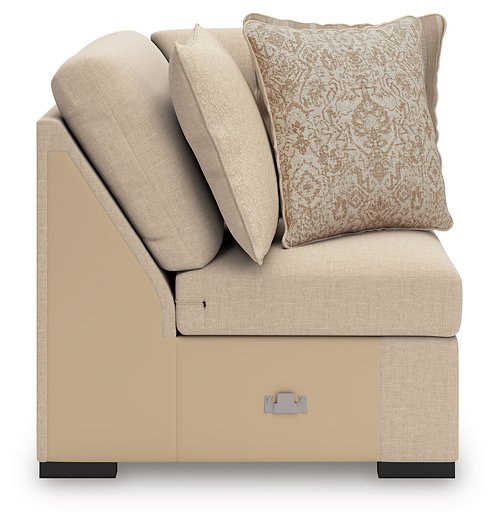 LadyMae Sectional with Chaise - Massey's Furniture Barn (Watertown, NY) 