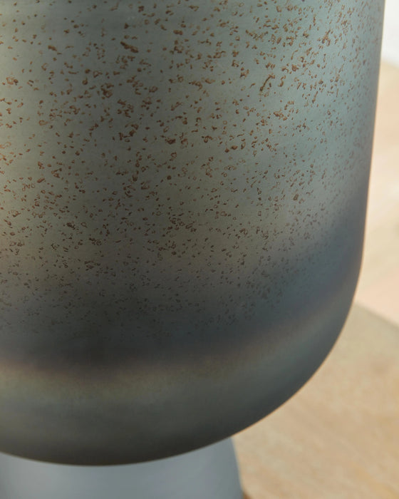 Pennmore Vase - Massey's Furniture Barn (Watertown, NY) 