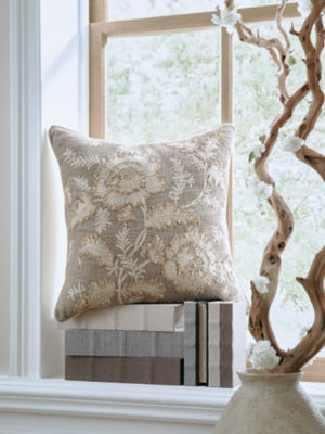 Viveka Pillow (Set of 4) - Massey's Furniture Barn (Watertown, NY) 