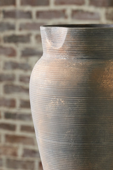 Brickmen Vase