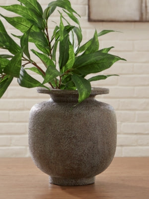 Jedwick Vase - Massey's Furniture Barn (Watertown, NY) 