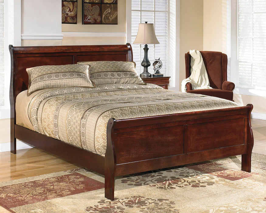 Alisdair Bed - Massey's Furniture Barn (Watertown, NY) 