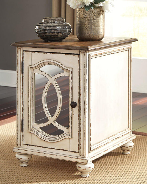 Realyn Table Set - Massey's Furniture Barn (Watertown, NY) 