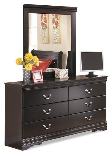 Huey Vineyard Dresser and Mirror - Massey's Furniture Barn (Watertown, NY) 