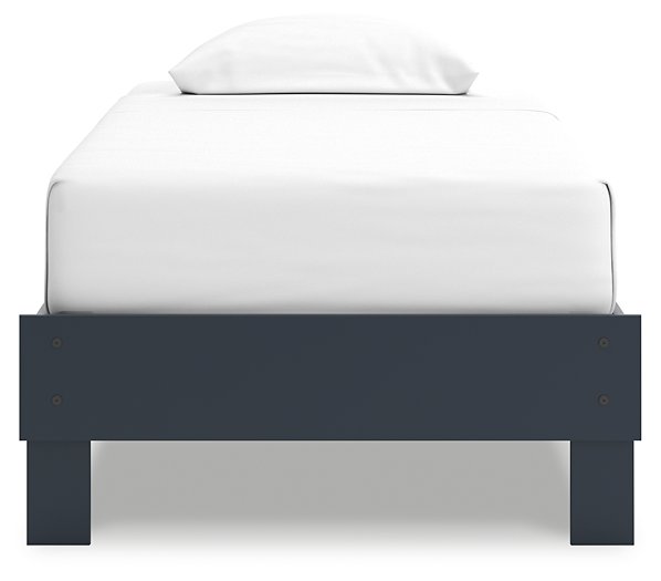 Simmenfort Bed