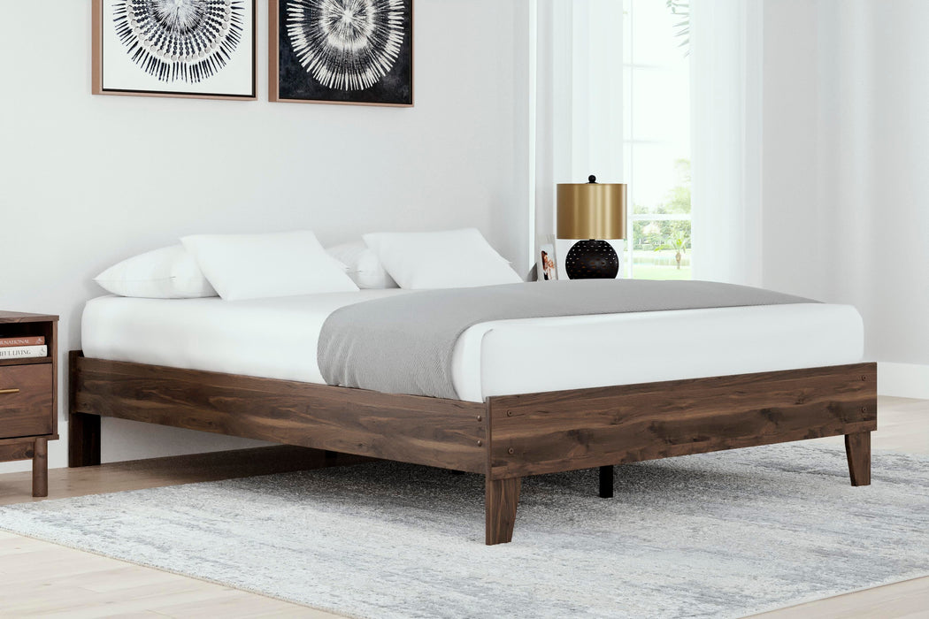 Calverson Bed - Massey's Furniture Barn (Watertown, NY) 
