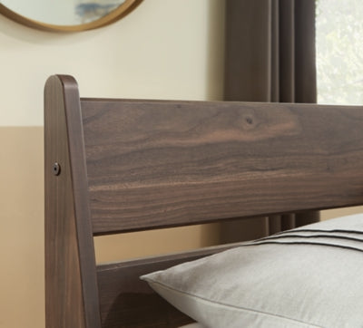 Calverson Bed - Massey's Furniture Barn (Watertown, NY) 