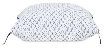 DreamCloudTM Classic / Pillow (Set of 4) - Massey's Furniture Barn (Watertown, NY) 