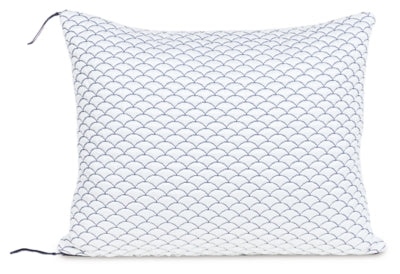 DreamCloudTM Classic / Pillow (Set of 4) - Massey's Furniture Barn (Watertown, NY) 