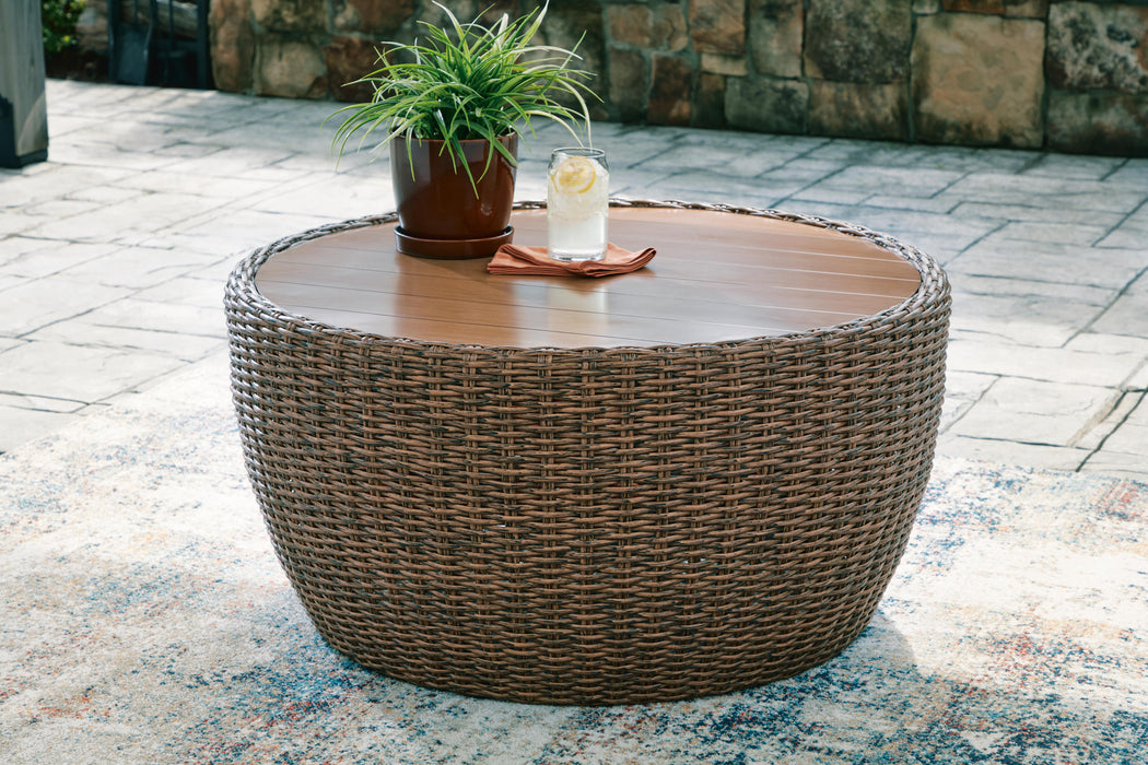 Double Point Outdoor Package - Massey's Furniture Barn (Watertown, NY) 