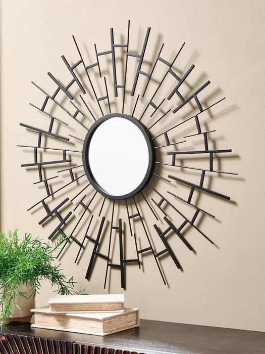 Garrenworth Accent Mirror - Massey's Furniture Barn (Watertown, NY) 